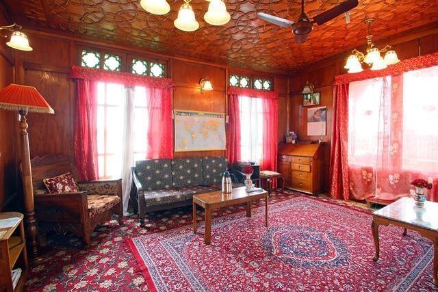 Houseboat Lily Of Nageen Srīnagar Zewnętrze zdjęcie