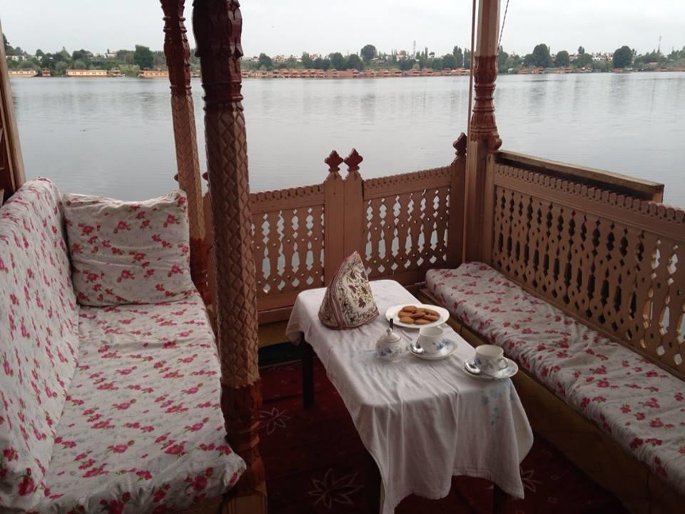 Houseboat Lily Of Nageen Srīnagar Zewnętrze zdjęcie