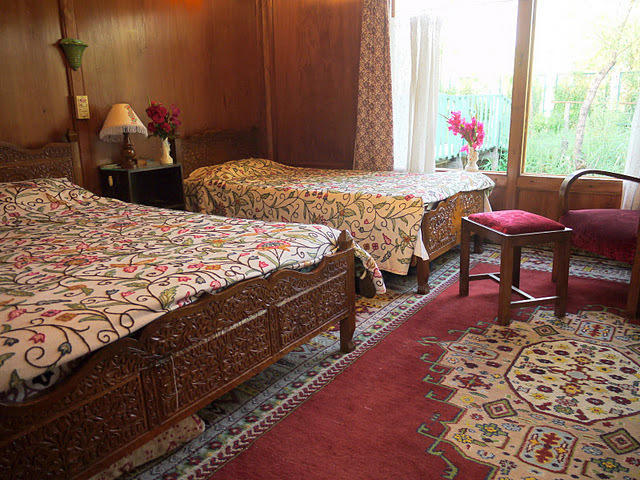 Houseboat Lily Of Nageen Srīnagar Zewnętrze zdjęcie