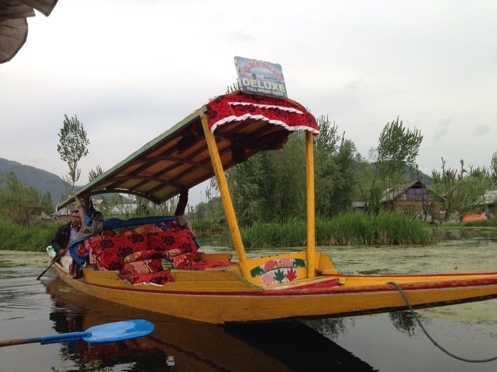 Houseboat Lily Of Nageen Srīnagar Zewnętrze zdjęcie